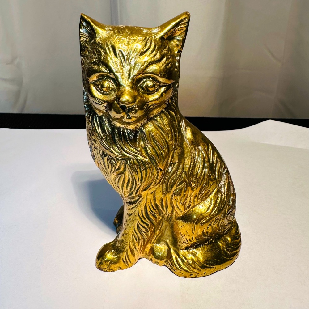 Vintage, Brass, Cat/ Animal Statue Figurine Sitting, MCM, Decor, Paperweight